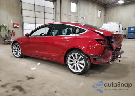 2018 Tesla Model 3 из США, поврежденный, VIN 5YJ3E1EA5JF126105